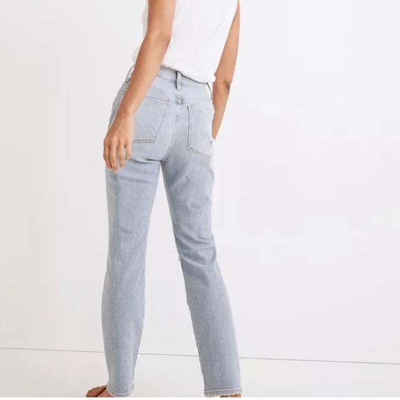 Madewell Denim - Madewell Momjean Ripped Edition Light Wash Distressed Women’s 28
